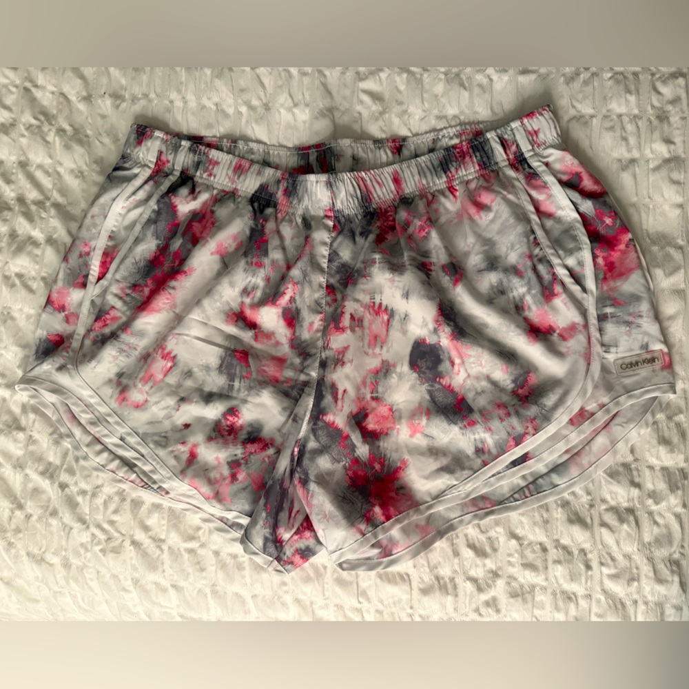Calvin Klein: Women Athletic shorts size XL